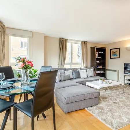 Spacious & Secluded 1Br Flat In Maida Vale